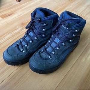 Lowa Hiking Boots